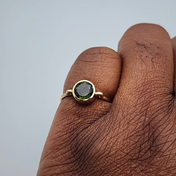Groene toermalijn amfora ring