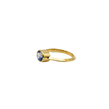 Load image into Gallery viewer, Blue Sapphire Knife Edge Ring
