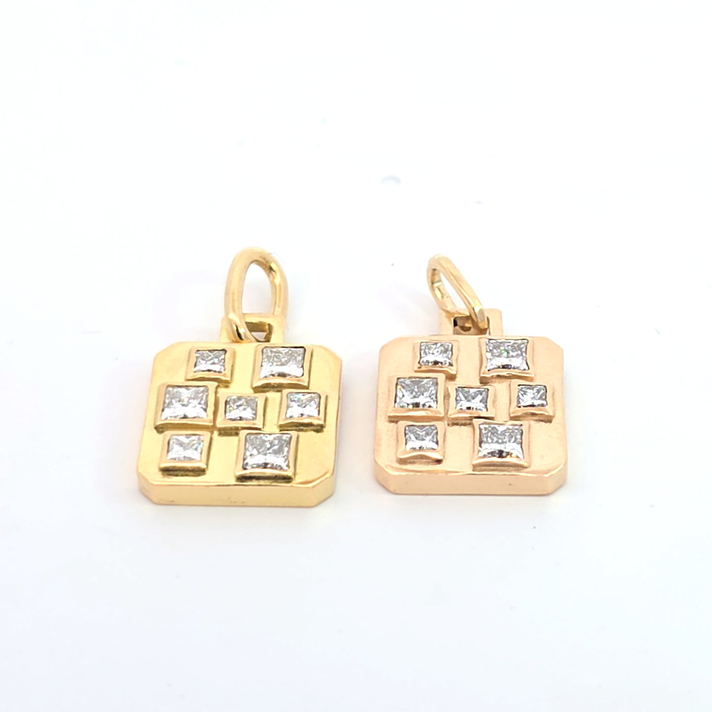 Small Building Blocks Pendant I Diamonds