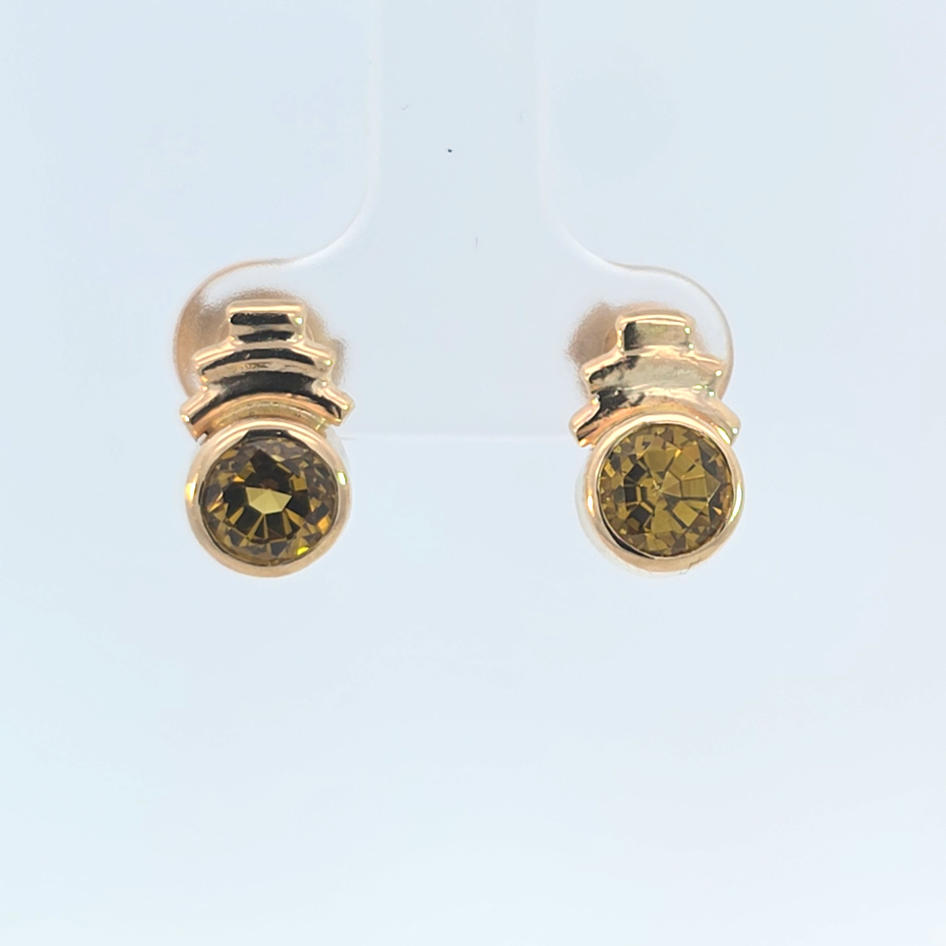 Mali Garnet Stud Earrings