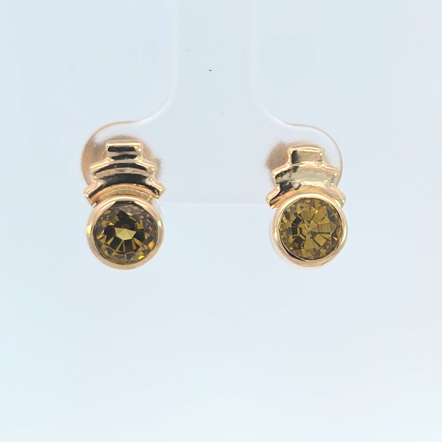 Mali Garnet Stud Earrings
