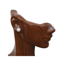 Load image into Gallery viewer, Freshwater Pearl Stud Earrings
